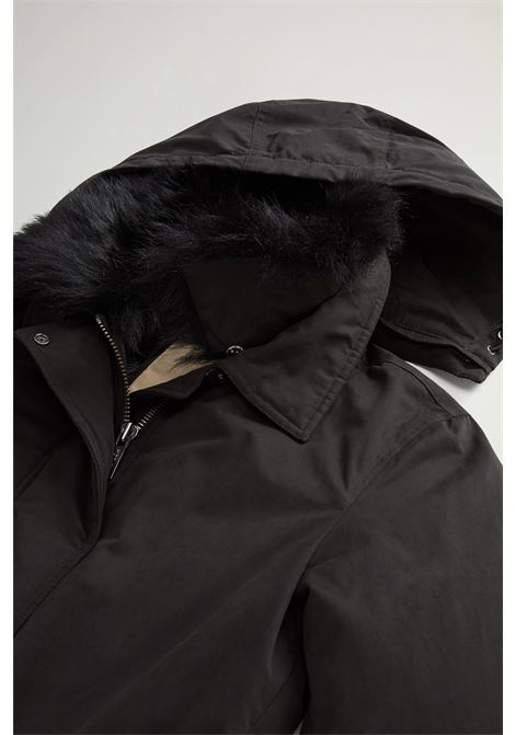 Arctic Parka in Mountain Cloth with Removable Hood and Fur WOOLRICH | Parka | CFWWOU1091FRUT3780100